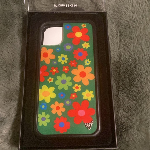 Wildflower phone case - Picture 2 of 3